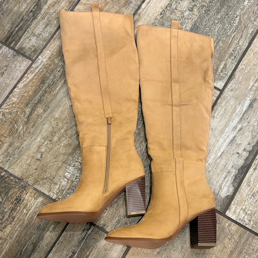 Tan Knee-High Women's Boots